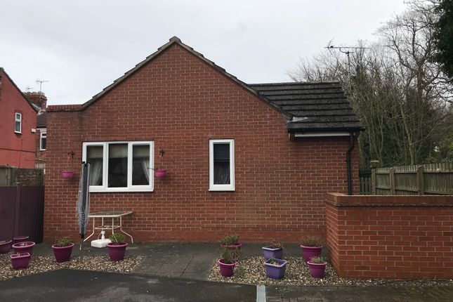 Thumbnail Bungalow to rent in Welbeck Court, Welbeck Street, Hull