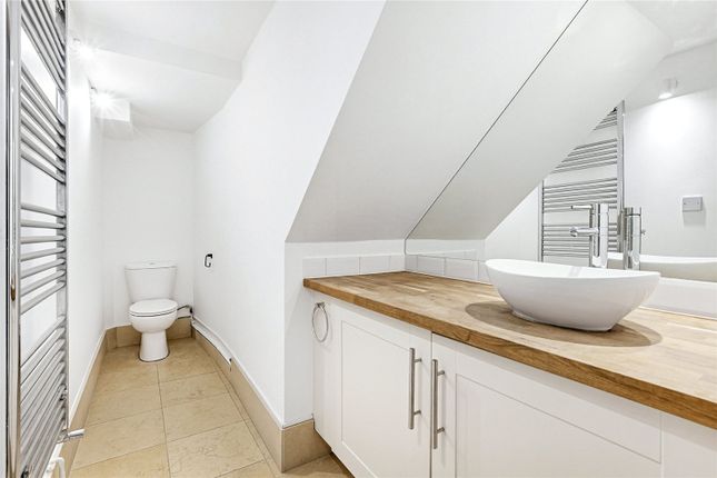 19A,, Filmer Road, London photo 4