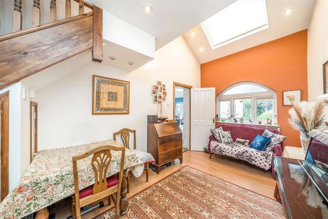 77, Newstead Road, London photo 4