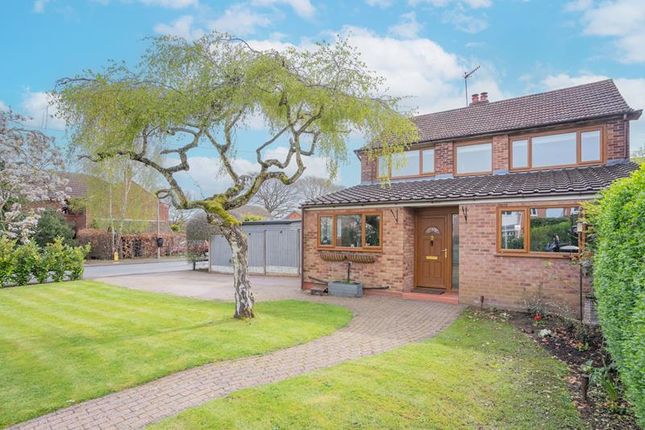 Detached house for sale in Stonebow Road, Drakes Broughton, Worcestershire