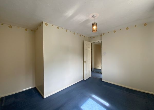 73, Eyston Drive, Weybridge photo 4