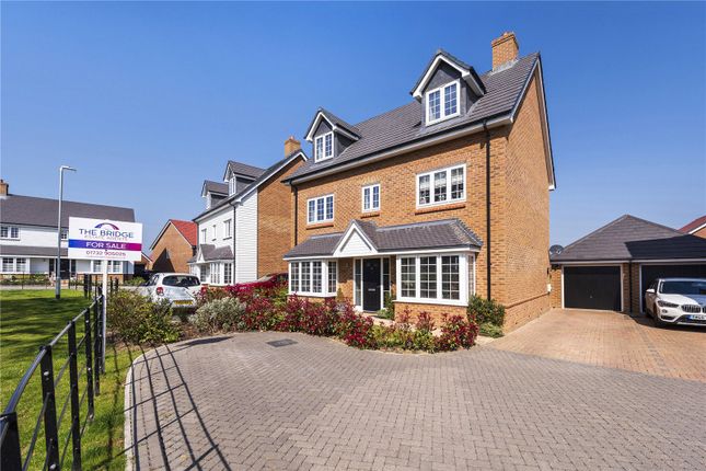 Detached house for sale in Brooklands Crescent, Edenbridge, Kent