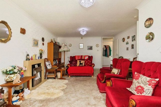 5, Nutfield Grove, Bristol photo 4