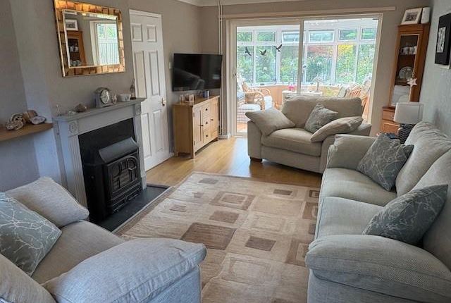 1, Manor Farm Cottages, Andover photo 2