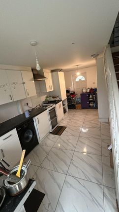Hazel Grove, Hatfield photo 5