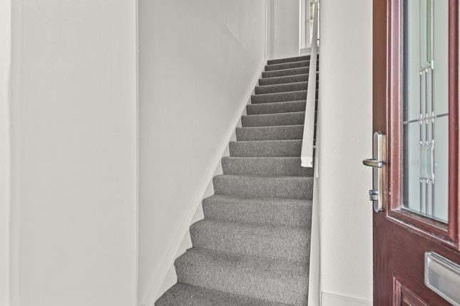 4b Hunter Street, Auchterarder photo 2
