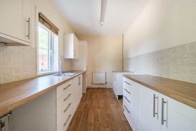 5 Fordington Farm Cottages, Alington Avenue, Dorchester photo 3