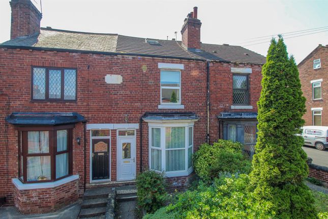 2-bed house on 19, Banks Avenue, Pontefract, £185,000