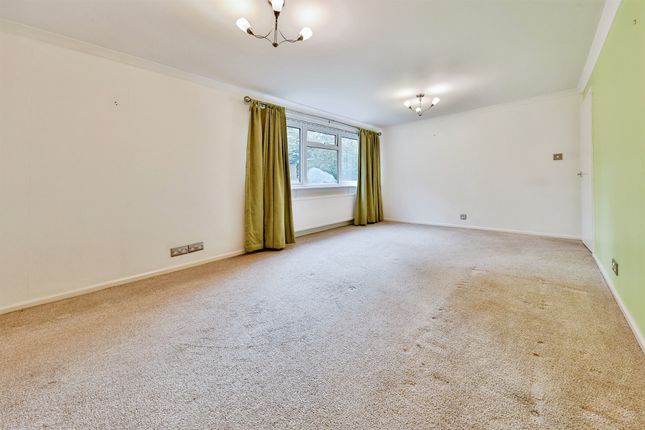 18, Tudor Court, Hitchin photo 4