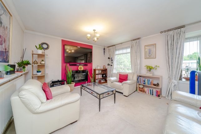 6, Kelton Court, Edgbaston, Birmingham photo 3