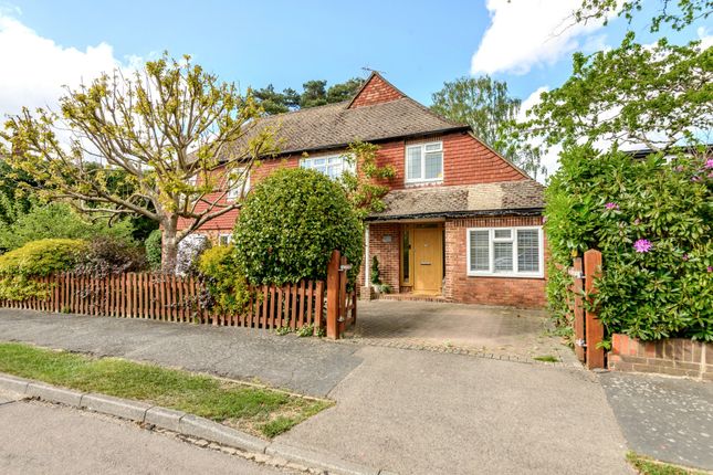 Thumbnail Detached house for sale in Abbey Close, Pyrford, Woking