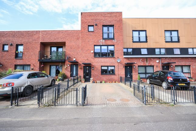 Elder Street Govan Glasgow G51 4 Bedroom Town House For Sale 58094141 Primelocation