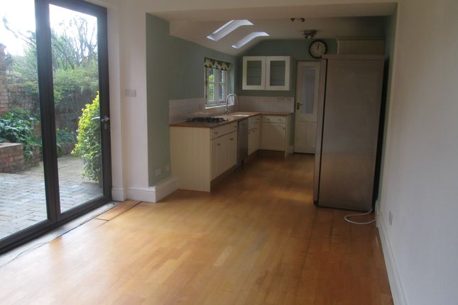 Semi-detached house to rent in Wentworth Road, Harborne, Birmingham
