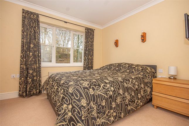 Flat for sale in Oaklands Court, Canonsfield Road, Welwyn, Hertfordshire
