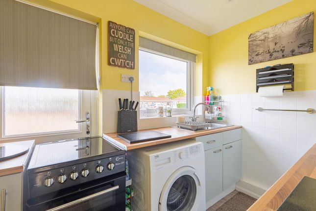 35 Broadlands Park and Marine, Lowestoft photo 4
