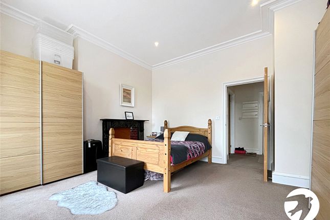 Flat 7,, Robertson Villas, Rochester photo 4