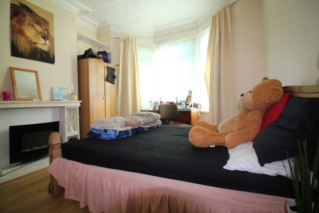 35, Malefant Street, Cardiff photo 4