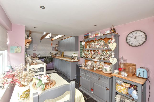 3-bed semi-detached on 29, The Street, Faversham, £345,000