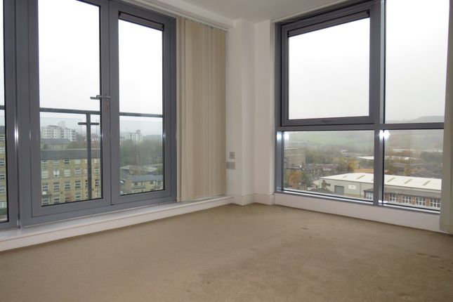 76, Silk Mill, Dewsbury Road, ELLAND photo 2