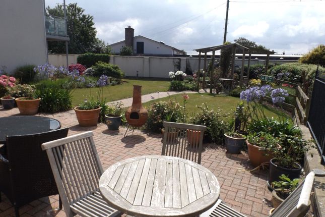 Flat for sale in Mount Wise, Newquay, Cornwall