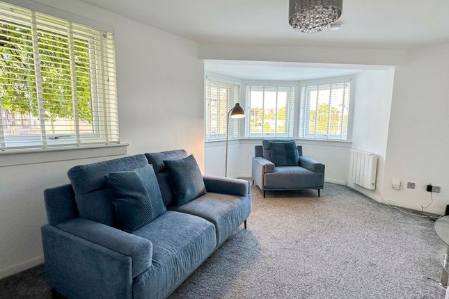 136 Dunbeth Road, Coatbridge photo 3