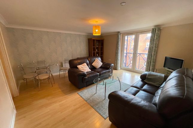9 Cork House, Mannheim Quay, Swansea photo 3
