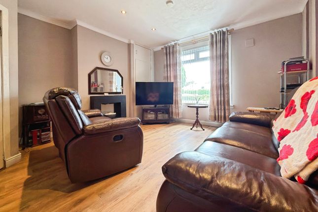 8, Brock Place, Glasgow photo 3