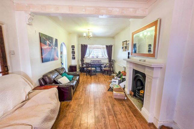 350, Ripple Road, Barking photo 2