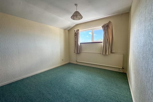 Linnet Close, Weston-Super-Mare photo 5