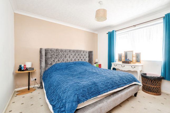 14, Keveral Gardens, Torpoint photo 4