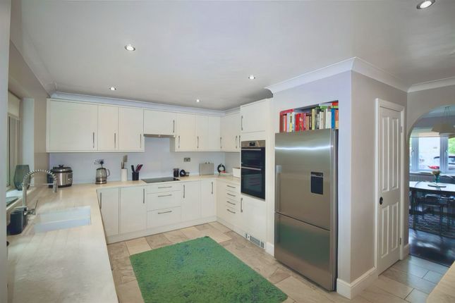 4, Ferrars Court, Huntingdon photo 2