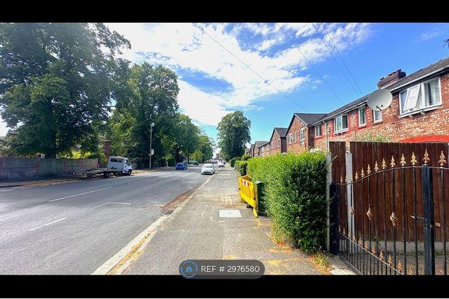 Mauldeth Road West, Withington, Manchester photo 2