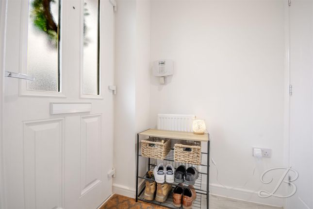 6, Webster Close, Nottingham photo 4