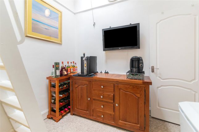 Flat for sale in Ivybank Crescent, Port Glasgow, Inverclyde