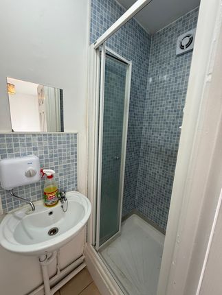 14, Burnham Road, Dagenham photo 4
