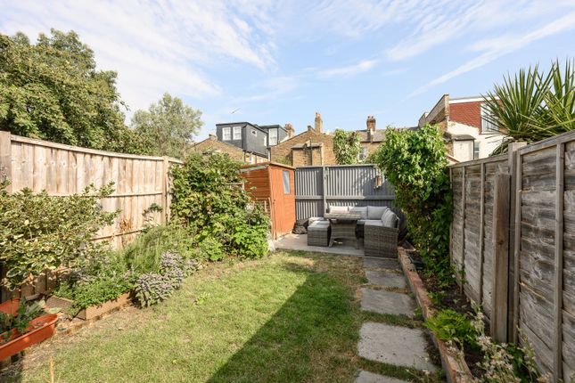 78, Quicks Road, London photo 3