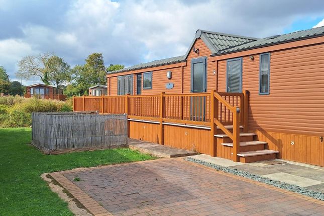 2-bed caravan on Holiday Home, Atlas Concept, Hanby Lane, Spilsby, £24,995