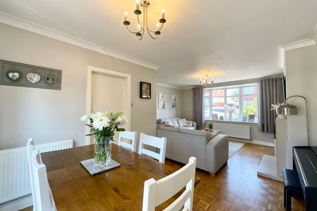 2 Perthy Grove, Stoke-On-Trent photo 3