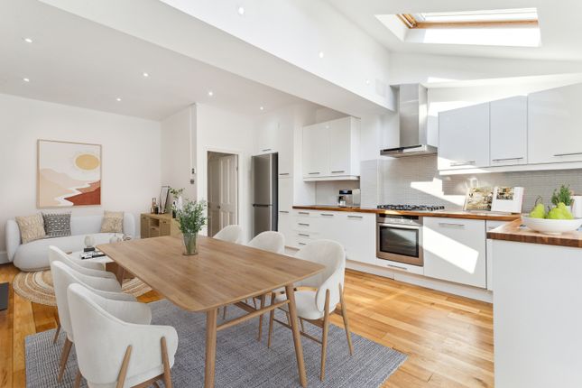 Thumbnail Terraced house for sale in Vera Road, Fulham