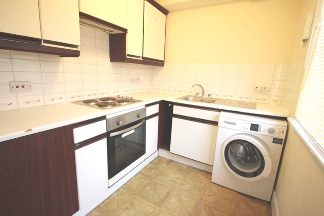 Flat for sale in Princes Place, Luton