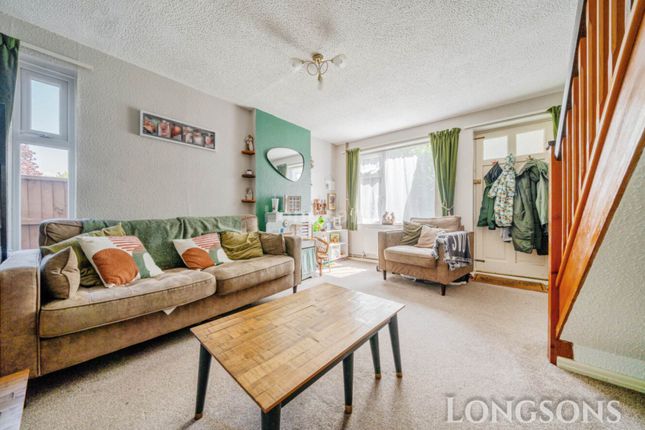 32, Montagu Close, Swaffham photo 3