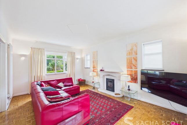 1 Higher Drive, Banstead photo 2