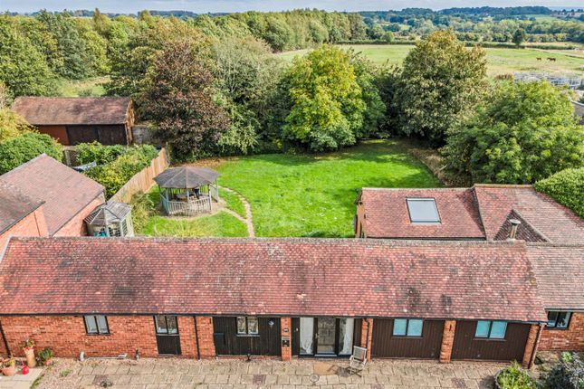 Barn conversion for sale in Great Pinely Barns, Claverdon, Warwick