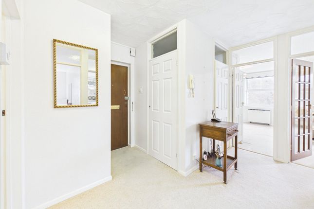 Flat 1B, Maple Court,, Shrubbery Avenue, North Somerset photo 3
