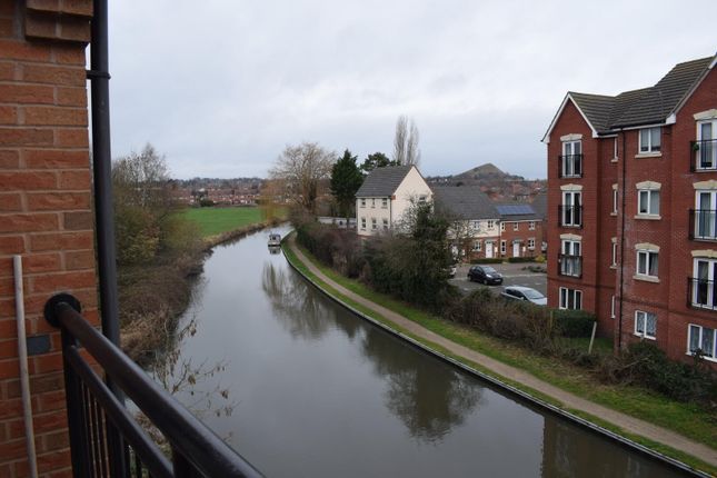 3, The Croft, Nuneaton photo 2