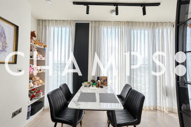 Apartment S2402, 19 Sun Street, Hackney, LONDON photo 5