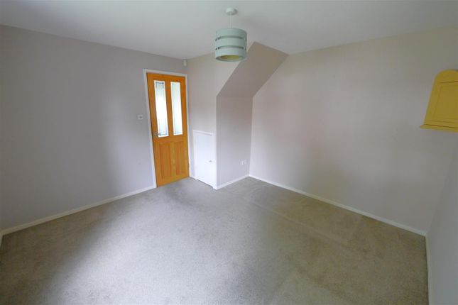 1, Baldwin Close, Middleton-on-Sea photo 4