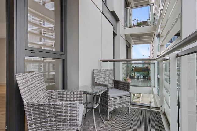 Flat for sale in Flat 302, Engine House, 1 Radial Avenue, London