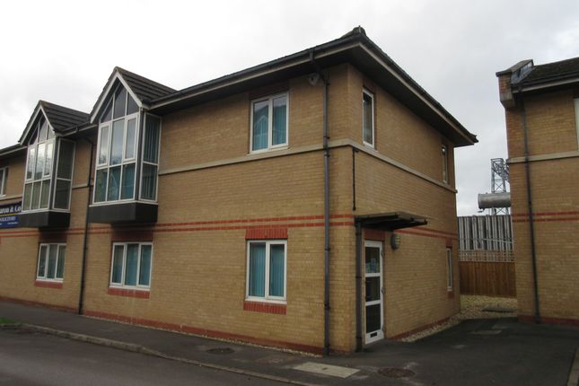 Office to let in Faraday Road, Guildford