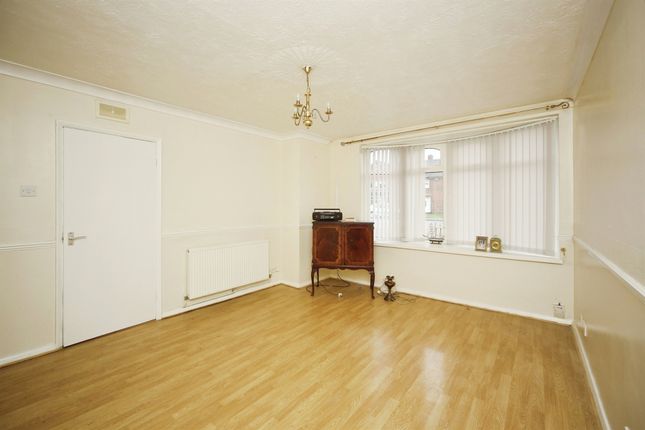 Terraced house for sale in Highwood Avenue, Solihull